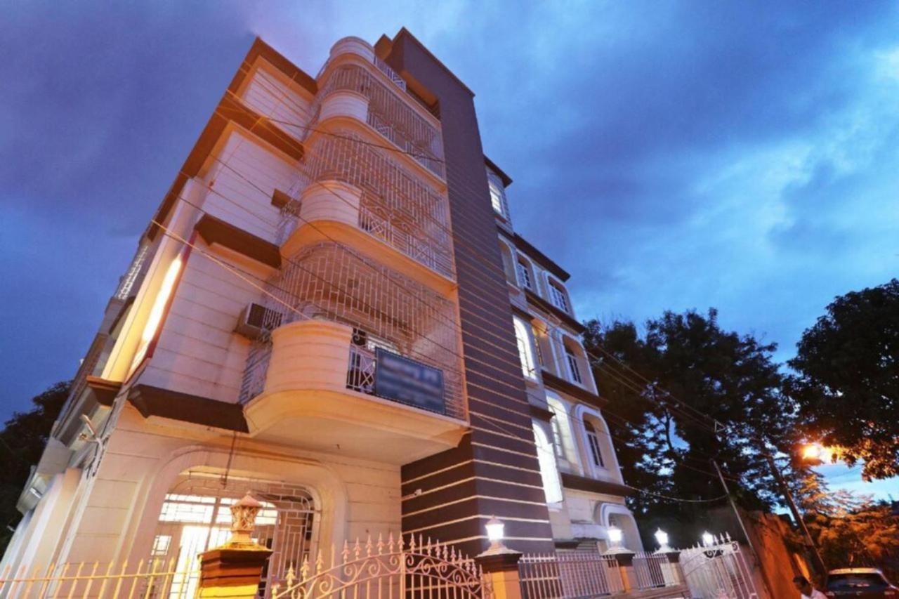 Goroomgo Hotel Manurama Ruby Калькутта Экстерьер фото