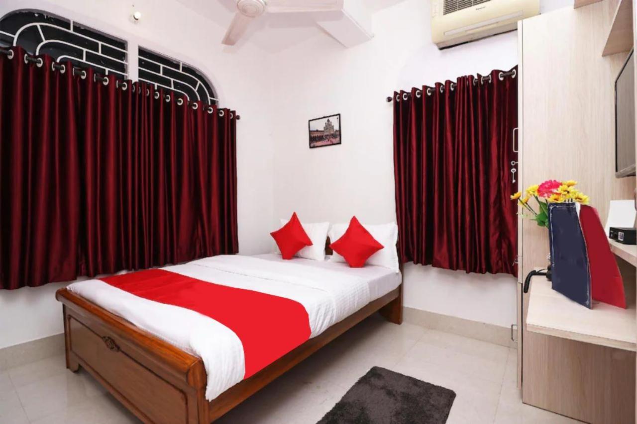 Goroomgo Hotel Manurama Ruby Калькутта Экстерьер фото
