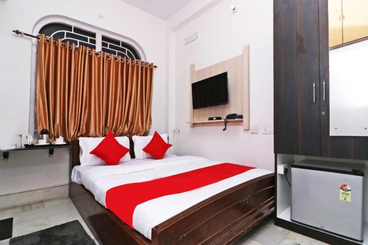 Goroomgo Hotel Manurama Ruby Калькутта Экстерьер фото